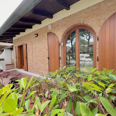 Villa Palm Lignano Sabbiadoro Exterior photo