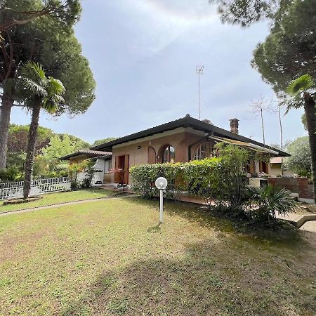 Villa Palm Lignano Sabbiadoro Exterior photo